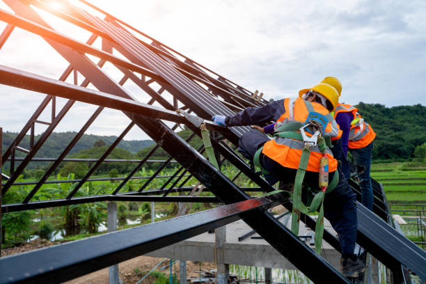 Best Flat Roof Repair Services  in Centralia, WA
